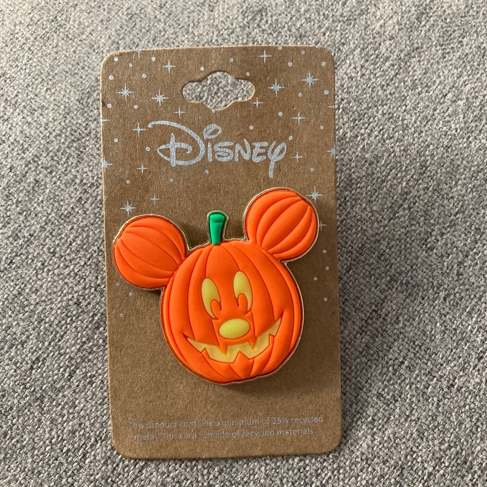 Disney Mickey Mouse Halloween Pumpkin Pin